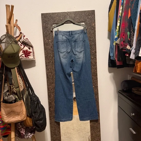 William Rast High Waist Wide Leg Jeans - Picture 3 of 4